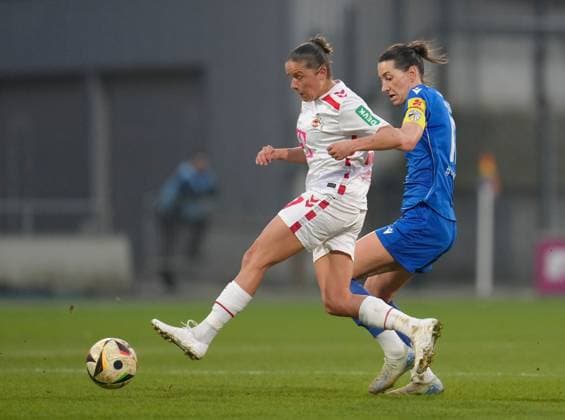 Anna Lena Stolze 1 FC Koeln, 7 vs Merza Julevic FC Carl Zeiss Jena, 10 GER, 1 FC Koeln vs FC Carl Zeiss Jena, Soccer, Google Pixel Womens Bundesliga, Matchday 18, Season 2024 2025, 28 03 2025 DFL REGULATES PROHIBIT ANY USE OF PHOTOGRAPHS AS IMAGE SEQUENCES AND OR QUASI VIDEO GER, 1 FC Koeln vs FC Carl Zeiss Jena, Football, Google Pixel Womens Bundesliga, Matchday 18, Season 2024 2025, 28 03 2025 Koeln Copyright: xEibner-Pressefoto ScottxColemanx EP_SCN