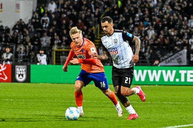 GER, 2 BL, SSV Ulm 1846 vs SV Darmstadt 98 28 03 2025, Donaustadion, Ulm, GER, 2 BL, SSV Ulm 1846 vs SV Darmstadt 98, in the picture Andreas Müller Mueller Darmstadt, 16 , Oliver Batista Meier SSV Ulm, 21 nordphotoxGmbHx xHafner nph00200