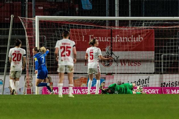 Google Pixel Frauen Bundesliga, 1 FC Köln FC Carl Zeiss Jena 28 03 2025 Melina Laura Reuter FC Carl Zeiss Jena, 7 hits to 0 1 Google Pixel Frauen Bundesliga, 1 FC Köln FC Carl Zeiss Jena, Köln, Franz Kremer Stadion am 28 03 2025 DFB REGULATIONS PROHIBIT ANY USE OF PHOTOGRAPHS AS IMAGE SEQUENCES AND OR QUASI VIDEO Copyright: xBEAUTIFULxSPORTS Wunderlx