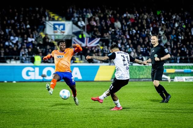 Soccer Men 2 Bundesliga 27 Matchday Season 2024 2025 SSV Ulm 1846 Soccer vs SV Darmstadt 98 28 03 2025 Goal for 2 0 by scorer 21 Oliver Batista Meier SSV Ulm 1846 Soccer DFL regulations prohibit any use of photographs as image sequences and or quasi video Ulm Donaustadion Baden Württemberg Germany