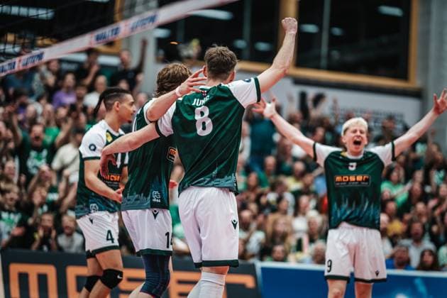 Volleyball Men Season 2024 2025 Volleyball Bundesliga Playoff Quarterfinals Game 2 FT 1844 Freiburg vs SVG Lüneburg 28 03 2025 The team of FT 1844 Freiburg cheers Freiburg i Br Act Now Arena Baden Würtemberg Germany