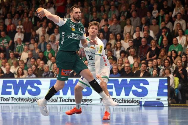 BAU 28 03 2025 Göppingen Handball FRISCH AUF Göppingen vs SC DHfK Leipzig, f l Josip Sarac Göppingen , Franz Semper Leipzig