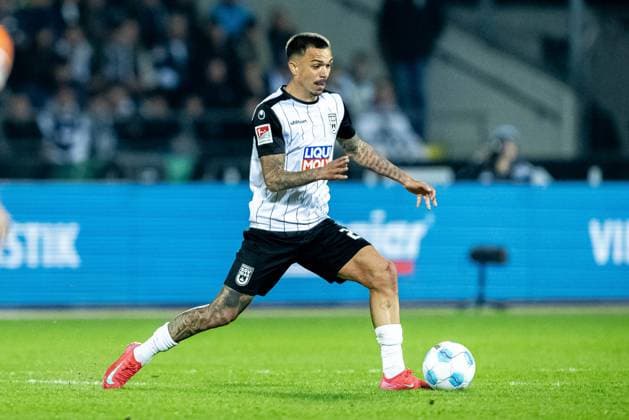 Soccer Men 2 Bundesliga 27 Matchday Season 2024 2025 SSV Ulm 1846 Soccer vs SV Darmstadt 98 28 03 2025 21 Oliver Batista Meier SSV Ulm 1846 Soccer DFL regulations prohibit any use of photographs as image sequences and or quasi video Ulm Donaustadion Baden Württemberg Germany