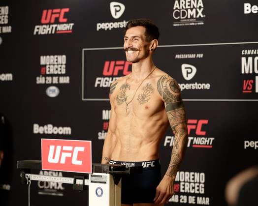 March 28, 2025, Mexico City, Mexico, MEX: GABRIEL MIRANDA poses on the scale during official weigh-ins for UFC Fight Night Mexico City at the InternContinental Mexico City hotel in Mexico City, MX. Mexico City MEX - ZUMAs346 20250328_zsp_s346_057 Copyright: xAlejandroxSalazarx