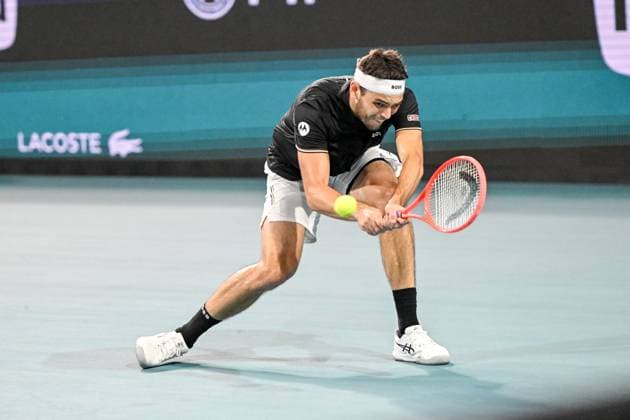 Tennis 2025: Miami Open March 28 March 28, 2025: Taylor Fritz (USA) loses to Jakub Mensik (CZE) in the semi-finals at the Miami Open being played in Hard Rock Stadium in Miami, Florida. Ã‚ÂKarla Kinne Tennisclix Cal Media (Credit Image: Â Karla Kinne Cal Sport Media) Miami Florida USA EDITORIAL USE ONLY Copyright: xx ZUMA-20250328_zma_c04_210.jpg KarlaxKinnex csmphotothree369861