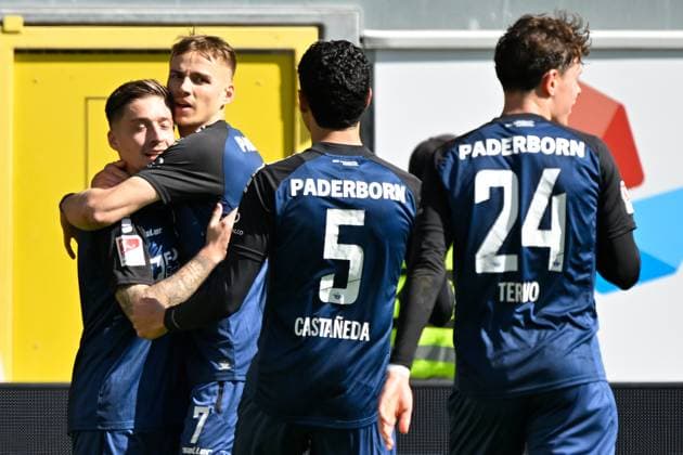 Paderborn, Home Deluxe Arena, 29 03 25, GER, Herren, 2 Bundesliga, Saison 2024 2025, SC Paderborn 07 1 FC Koeln Bild Marvin MEHLEM Paderborn jubilates after his goal for 1 0 DFL regulations prohibit any use of photographs as image sequences and or quasi video NRW Germany