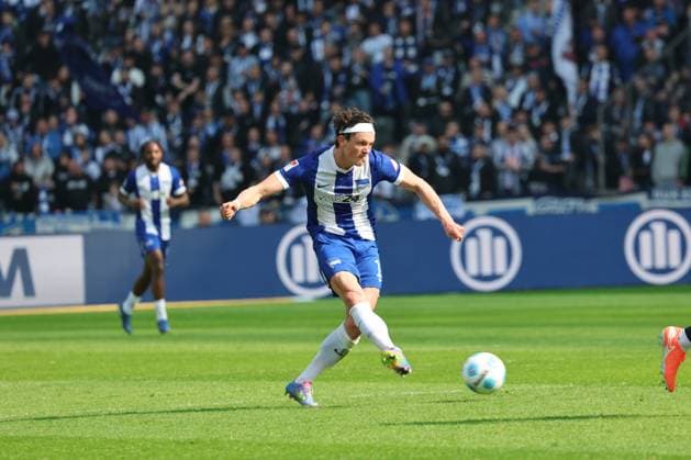 2 Soccer Bundesliga, Hertha BSC Karlsruher SC cropped image, single image Fabian Reese Hertha BSC Berlin 11 , during the match in the 2 Soccer Bundesliga, Hertha BSC Karlsruher SC in Berlin, Olympiastadion, on 29 03 2025 DFB regulations prohibit any use of photographs as image sequences and or quasi video Copyright: xBEAUTIFULxSPORTS Frankex