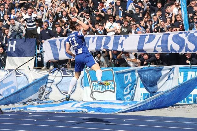 29 03 2025, xtgx, Fußball 2 Bundesliga, Hertha BSC Berlin Karlsruher SC emspor, v l Fabian Reese Hertha, 11 Jubel, Torjubel, jubelt ueber das Tor, celebrate the goal, celebration DFL DFB REGULATIONS PROHIBIT ANY USE OF PHOTOGRAPHS as IMAGE SEQUENCES and or QUASI VIDEO Berlin