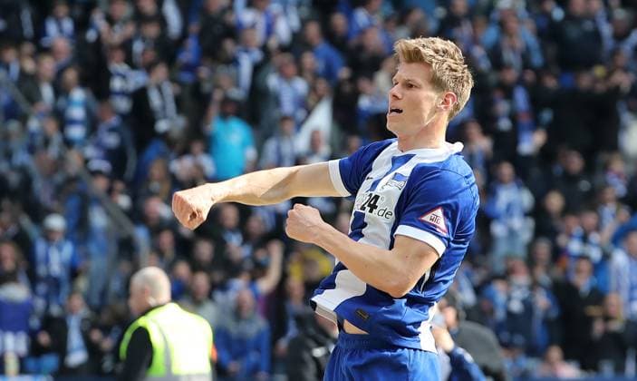 Luca Schuler cheers after 3 1 joy emotion jubilation Sport Football Soccer DFL 2 Bundesliga Men 27 Matchday Season 2024 2025 29 03 2025 Hertha BSC Berlin vs Karlsruher SC KSC DFL regulations prohibit any use of photographs as image sequences and or quasi video