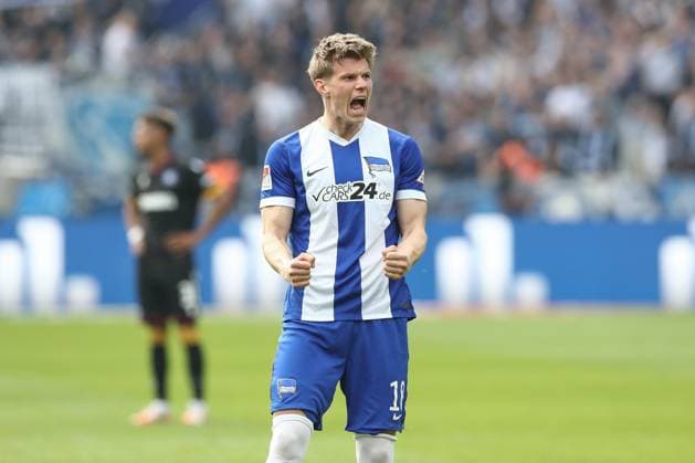 29 03 2025, xtgx, Fußball 2 Bundesliga, Hertha BSC Berlin Karlsruher SC emspor, v l Luca Schuler Hertha, 18 Jubel, Torjubel, jubelt ueber das Tor, celebrate the goal, celebration DFL DFB REGULATIONS PROHIBIT ANY USE OF PHOTOGRAPHS as IMAGE SEQUENCES and or QUASI VIDEO Berlin