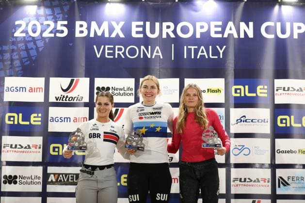 Radsport, BMX, UEC European Cup in Verona - Siegerehrung March 29, 2025, Verona, Veneto, Italy: BETHANY SHRIEVER of Great Britain (left), ZOE CLAESSENS of Switzerland (center) and MICHELLE WISSING of Netherlands (right) are the second, first and third in the Women Elite of the UEC BMX European Cup Round 1 in Verona, Italy Verona Italy - ZUMAc179 20250329_zep_c179_009 Copyright: xMickaelxChavetx