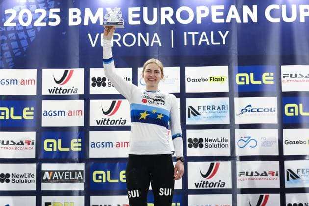 Radsport, BMX, UEC European Cup in Verona - Siegerehrung March 29, 2025, Verona, Veneto, Italy: ZOE CLAESSENS of Switzerland wins the Women Elite competition in the UEC BMX European Cup Round 1 in Verona, Italy Verona Italy - ZUMAc179 20250329_zep_c179_017 Copyright: xMickaelxChavetx