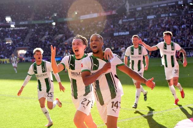 29 03 2025 Moenchengladbach Fußball, Herren, Saison 2023 2024, Borussia Moenchengladbach vs RB Leipzig Torjubel Gladbach nasch dem Tor zum 1 0 bei v li Rocco Reitz Gladbach , Torschuetze Alassane Plea Gladbach DFL regulations prohibit any use of photographs as image sequences and or quasi video Borussia Park NRW Deutschland