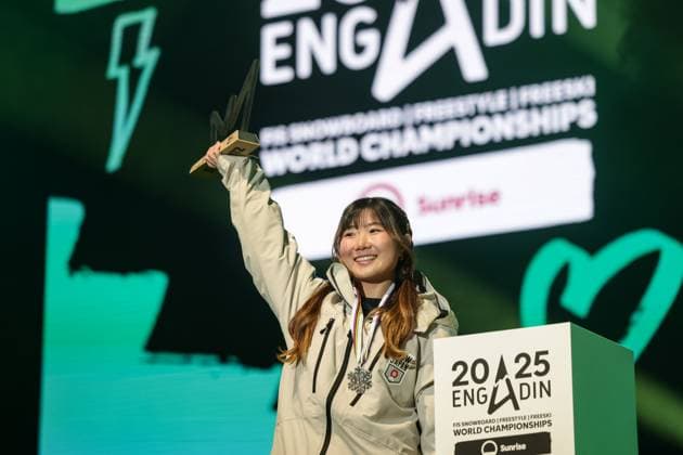 FREE STYLE, SNOWBOARD - FIS SX and SB WC Engadin 2025 SANKT MORITZ,SWITZERLAND,29.MAR.25 - SNOWBOARD - FIS Freestyle Ski and Snowboard World Championships, Champions Celebration, award ceremony, Snowboard Big Air. Image shows Reira Iwabuchi (JPN). Keywords: trophy.  GEPAxpictures xMatthiasxTrinkl