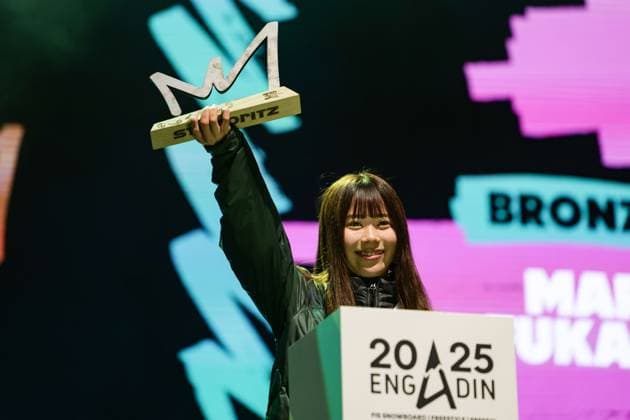 FREE STYLE, SNOWBOARD - FIS SX and SB WC Engadin 2025 SANKT MORITZ,SWITZERLAND,29.MAR.25 - SNOWBOARD - FIS Freestyle Ski and Snowboard World Championships, Champions Celebration, award ceremony, Snowboard Big Air. Image shows Mari Fukada (JPN). Keywords: trophy.  GEPAxpictures xMatthiasxTrinkl