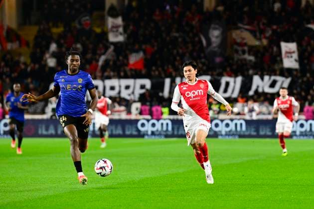 Fußball, AS Monaco - OGC Nizza FOOTBALL : AS Monaco VS OGC Nice - Ligue 1 McDonald s - 29 03 2025 L AS Monaco recoit l OGC Nice dans le cadre de la 27e journÃ e de Ligue 1 McDonald s. Takumi Minamino (ASM) MoÃ¯se Bombito (OGCN) MonacoMonaco  Copyright: xWilliamxCannarellax