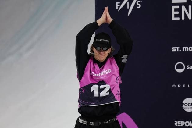 FREE STYLE, SNOWBOARD - FIS SX and SB WC Engadin 2025 SANKT MORITZ,SWITZERLAND,29.MAR.25 - FREE SKI - FIS Freestyle Ski and Snowboard World Championships, Big Air, finals, ladies, men. Image shows Elias Syrja (FIN).  GEPAxpictures xMatthiasxTrinkl