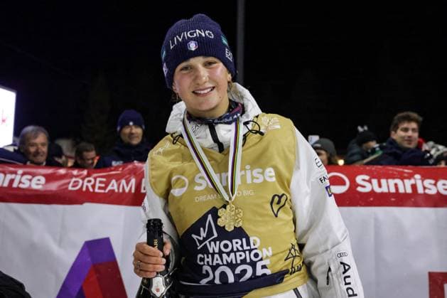 FREE STYLE, SNOWBOARD - FIS SX and SB WC Engadin 2025 SANKT MORITZ,SWITZERLAND,29.MAR.25 - FREE SKI - FIS Freestyle Ski and Snowboard World Championships, Big Air, finals, ladies, men. Image shows Flora Tabanelli (ITA).  GEPAxpictures xMatthiasxTrinkl