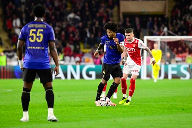 FOOTBALL : AS Monaco VS OGC Nice - Ligue 1 McDonald s - 29 03 2025 L AS Monaco recoit l OGC Nice dans le cadre de la 27e journÃ e de Ligue 1 McDonald s. Dante (OGCN) Caio Henrique (ASM) MonacoMonaco  Copyright: xWilliamxCannarellax