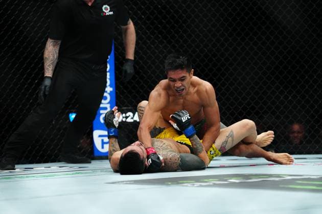 UFC Fight Night - Moreno vs Erceg MEXICO CITY, MEXICO - MARCH 29: David Martinez and Saimon Oliveira meet in the octagon for a 3-round bout at UFC Fight Night - Moreno vs Erceg at Arena CDMX on March 29, 2025 in Mexico City, Mexico (Photo by Louis Grasse PxImages) Mexico City, Mexico Arena CDMX LAS VEGAS, NV United States Copyright: xLouisxGrassex