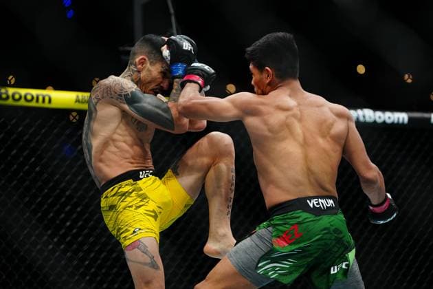 March 29, 2025, Mexico City, Mexico, Las Vegas, Nv, United States: David Martinez and Saimon Oliveira meet in the octagon for a 3-round bout at UFC Fight Night - Moreno vs Erceg at Arena CDMX on March 29, 2025 in Mexico City, Mexico ( PxImages) Mexico City, Mexico United States - ZUMAp175 20250329_zsa_p175_471 Copyright: xLouisxGrassex