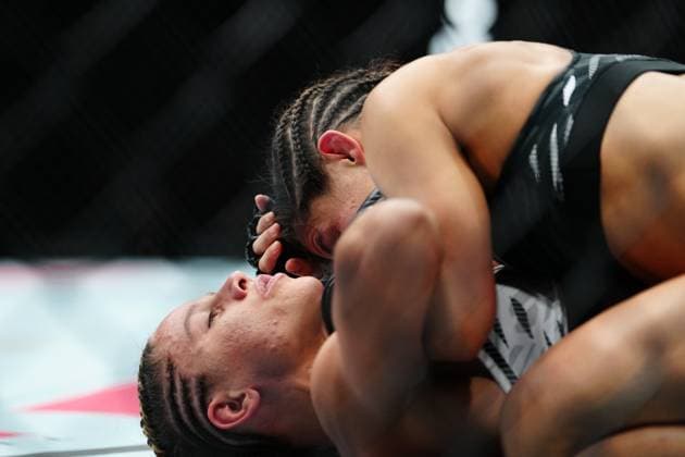 March 29, 2025, Mexico City, Mexico, Las Vegas, Nv, United States: Loopy Godinez and Julia Polastri meet in the octagon for a 3-round bout at UFC Fight Night - Moreno vs Erceg at Arena CDMX on March 29, 2025 in Mexico City, Mexico ( PxImages) Mexico City, Mexico United States - ZUMAp175 20250329_zsa_p175_258 Copyright: xLouisxGrassex