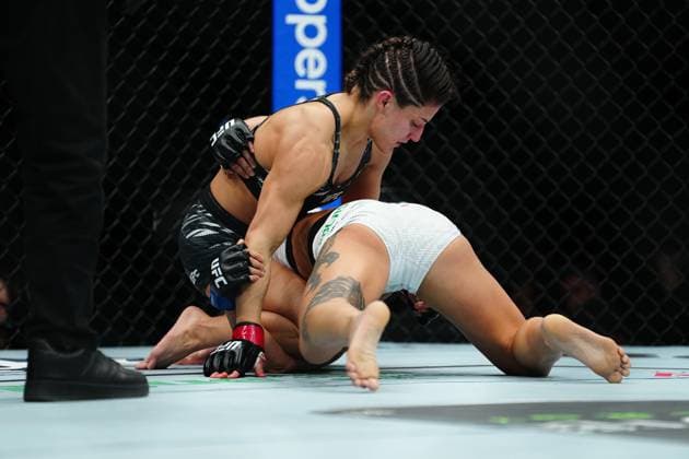 March 29, 2025, Mexico City, Mexico, Las Vegas, Nv, United States: Loopy Godinez and Julia Polastri meet in the octagon for a 3-round bout at UFC Fight Night - Moreno vs Erceg at Arena CDMX on March 29, 2025 in Mexico City, Mexico ( PxImages) Mexico City, Mexico United States - ZUMAp175 20250329_zsa_p175_261 Copyright: xLouisxGrassex