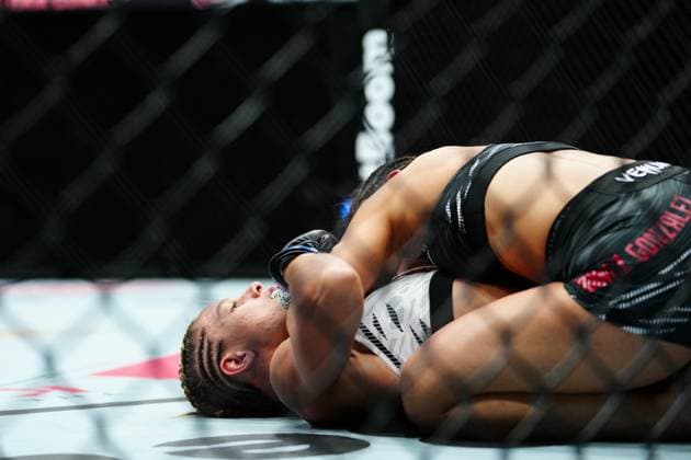 March 29, 2025, Mexico City, Mexico, Las Vegas, Nv, United States: Loopy Godinez and Julia Polastri meet in the octagon for a 3-round bout at UFC Fight Night - Moreno vs Erceg at Arena CDMX on March 29, 2025 in Mexico City, Mexico ( PxImages) Mexico City, Mexico United States - ZUMAp175 20250329_zsa_p175_262 Copyright: xLouisxGrassex