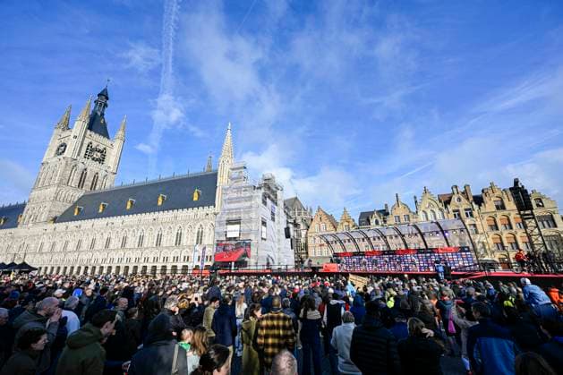 Gent - Wevelgem in Flanders Fields 2025 WEVELGEM, BELGIUM - MARCH 27 : Team Red Bull - BORA - Hansgrohe on stage before the start of the race pictured during 87th edition of the UCI World Tour Gent - Wevelgem in Flanders Fields cycling race for Men Elite with start in Ieper and finish in Wevelgem after 250 km on March 27, 2025 in Wevelgem, Belgium, 27 03 2025 Wevelgem Belgium  Copyright: xJanxDexMeuleneirx