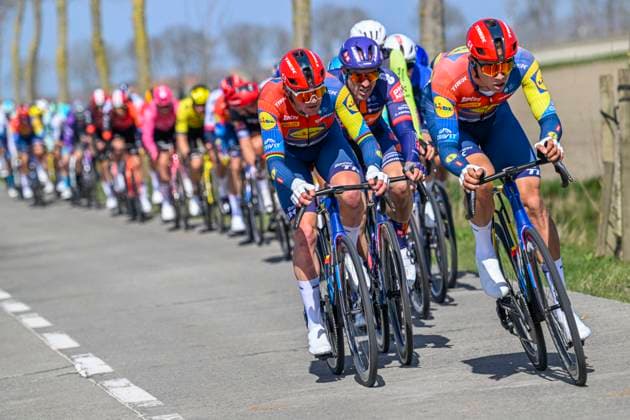 Gent - Wevelgem in Flanders Fields 2025 WEVELGEM, BELGIUM - MARCH 30 : Pedersen Mads (DEN) of Lidl - Trek in action pictured during 87th edition of the UCI World Tour Gent - Wevelgem in Flanders Fields cycling race for Men Elite with start in Ieper and finish in Wevelgem after 250 km on March 30, 2025 in Wevelgem, Belgium, 30 03 2025 ( Motordriver Guy De Vuyst - Wevelgem Belgium  Copyright: xNicoxVereeckenx