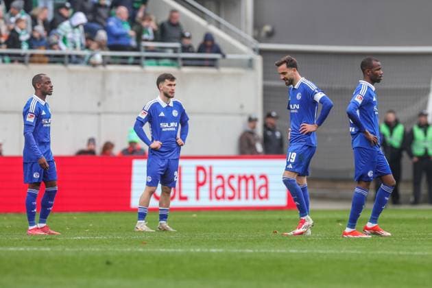 30 03 2025, Football, Season 2024 2025, 2 Bundesliga, Matchday 27, Greuther Fürth FC Schalke 04, f l Christopher Antwi Adjei FC Schalke 04 , Mehmet Can Aydin FC Schalke 04 , Kenan Karaman FC Schalke 04 , Pape MeÃ¯ssa Ba FC Schalke 04 Fürth Sportpark am Ronhof Bayern Germany xRHR PHOTO TRx Copyright: TimxRehbein RHR-FOTOx RHR-FOTO TR
