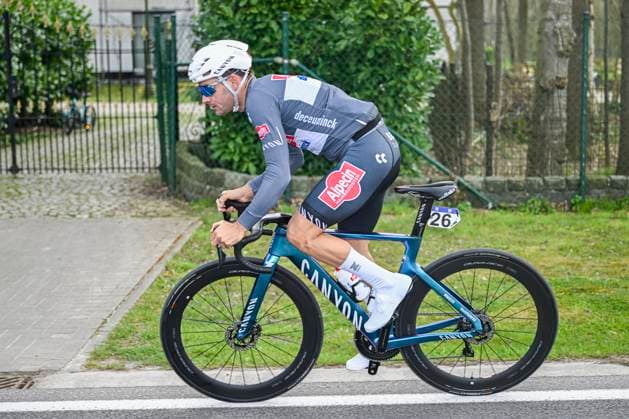 Gent - Wevelgem in Flanders Fields 2025 WEVELGEM, BELGIUM - MARCH 30 : Vermeersch Gianni (BEL) of Alpecin - Deceuninck in action pictured during 87th edition of the UCI World Tour Gent - Wevelgem in Flanders Fields cycling race for Men Elite with start in Ieper and finish in Wevelgem after 250 km on March 30, 2025 in Wevelgem, Belgium, 30 03 2025 ( Motordriver Guy De Vuyst - Wevelgem Belgium  Copyright: xNicoxVereeckenx