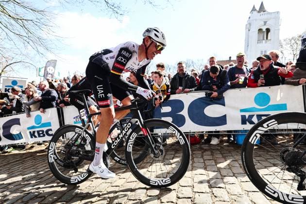 German Nils Politt of UAE Team Emirates pictured in action on the Kemmelberg during the men elite Gent-Wevelgem - In Flanders Fields one day cycling race, 250.3 km from Ieper to Wevelgem, Sunday 30 March 2025. DAVIDxPINTENS  x117228718x