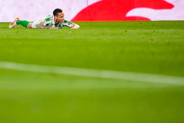 March 30, 2025, Sevilla, Sevilla, SPAIN: Antony Matheus dos Santos of Real Betis looks on during the Spanish league, LaLiga EA Sports, football match played between Real Betis and Sevilla FC at Benito Villamarin stadium on March 30, 2025, in Sevilla, Spain. Sevilla SPAIN - ZUMAa181 20250330_zaa_a181_318 Copyright: xJoaquinxCorcherox