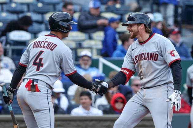 MLB, Baseball Herren, USA 2025: Guardians Vs Royals MAR 30 March 30, 2025: Cleveland Guardians shortstop Brayan Rocchio (4) and Cleveland Guardians second baseman Daniel Schneemann (10), right, react to Schneemann s solo home run during the eighth inning of an MLB baseball game against the Kansas City Royals at Kauffman Stadium in Kansas City, MO. David Smith CSM (Credit Image: Â David Smith Cal Media) Kansas City Mo United States of America EDITORIAL USE ONLY Copyright: xx ZUMA-20250330_zma_c04_228.jpg DavidxSmithx csmphotothree371446