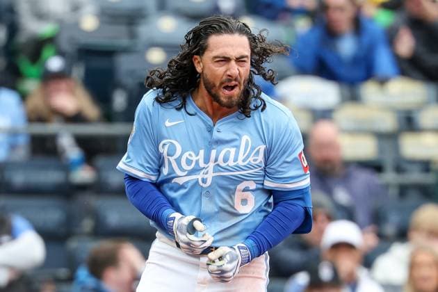 MLB, Baseball Herren, USA 2025: Guardians Vs Royals MAR 30 March 30, 2025: Kansas City Royals left fielder Jonathan India (6) reacts to being hit in the face by a pitch from Cleveland Guardians relief pitcher Emmanuel Clase (48), not shown, during the ninth inning of an MLB baseball game at Kauffman Stadium in Kansas City, MO. David Smith CSM (Credit Image: Â David Smith Cal Media) Kansas City Mo United States of America EDITORIAL USE ONLY Copyright: xx ZUMA-20250330_zma_c04_225.jpg DavidxSmithx csmphotothree371449