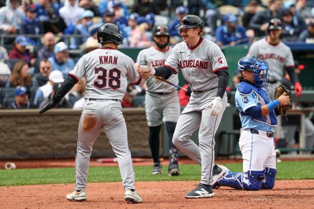 MLB, Baseball Herren, USA 2025: Guardians Vs Royals MAR 30 March 30, 2025: Cleveland Guardians left fielder Steven Kwan (38) and Cleveland Guardians designated hitter Kyle Manzardo (9), right, react to Manzardo s two run home run during the fifth inning of an MLB baseball game at Kauffman Stadium in Kansas City, MO. David Smith CSM (Credit Image: Â David Smith Cal Media) Kansas City Mo United States of America EDITORIAL USE ONLY Copyright: xx ZUMA-20250330_zma_c04_222.jpg DavidxSmithx csmphotothree371452