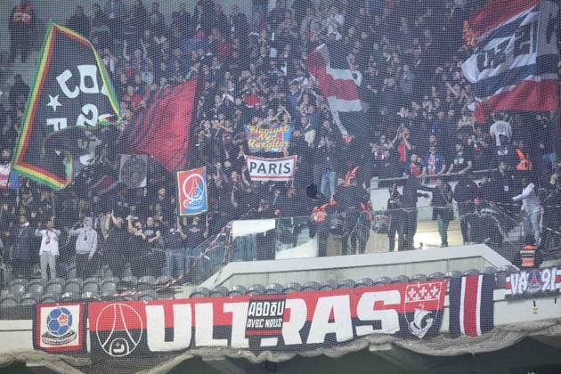 FOOTBALL : Dunkerque vs Paris Saint-Germain - Coupe de France demi-finale - 01 04 2025 Supporters du PSG lors du match Dunkerque vs Paris Saint-Germain, Coupe de France demi-finale, Decathlon Arena stade Pierre Mauroy Villeneuve d Ascq, le 1 avril 2025 - photo Laurent Sanson PsnewZ  Copyright: xPhotoxLaurentxSansonx xPsnewZx