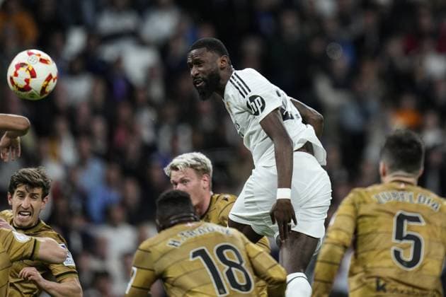 Sport Bilder des Tages Cc Madrid 01 04 2025 - Coppa del Re Real Madrid-Real Sociedad foto Cesar Cebolla Image nella foto: gol Antonio Rudiger 