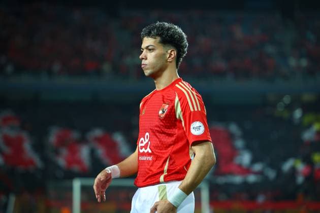 Al Ahly FC vs Al Hilal SC - TotalEnergies CAF Champions League - Quarter Final 1st Leg Emam Ashour Al Ahly FC player before the match between Al Ahly FC vs Al Hilal SC in the 1st leg of the Quarter Final of Total Energies CAF Champions League on April 1, 2025 Cairo Cairo Egypt Copyright: xMohamedxTageldinx