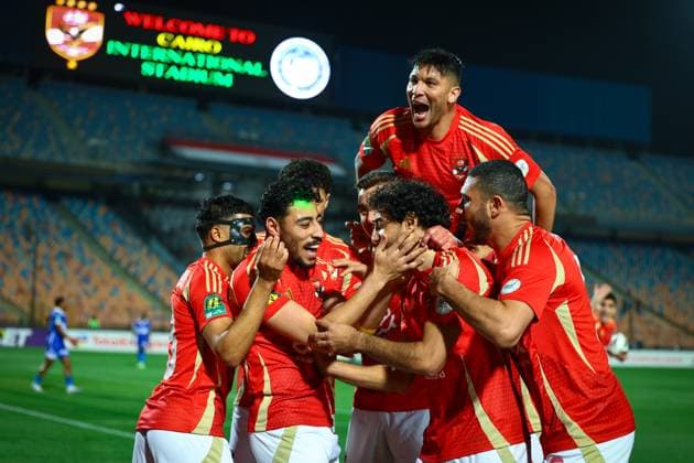 Al Ahly FC vs Al Hilal SC - TotalEnergies CAF Champions League - Quarter Final 1st Leg Al Ahly FC players celebrating after scoring the 1st goal in the match between Al Ahly FC vs Al Hilal SC in the 1st leg of the Quarter Final of Total Energies CAF Champions League on April 1, 2025 Cairo Cairo Egypt Copyright: xMohamedxTageldinx