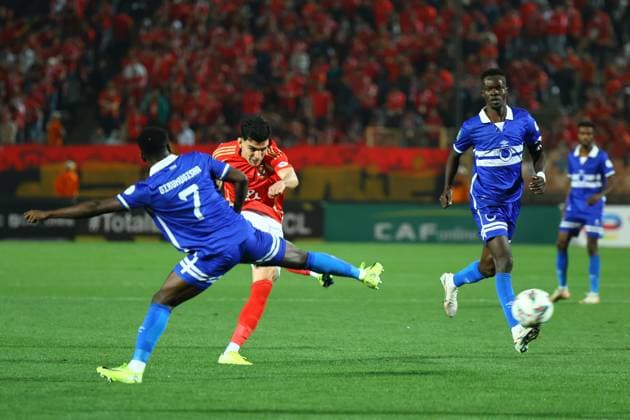 Al Ahly FC vs Al Hilal SC - TotalEnergies CAF Champions League - Quarter Final 1st Leg Achraf Bencharki shoots the ball in the match between Al Ahly FC vs Al Hilal SC in the 1st leg of the Quarter Final of Total Energies CAF Champions League on April 1, 2025 Cairo Cairo Egypt Copyright: xMohamedxTageldinx