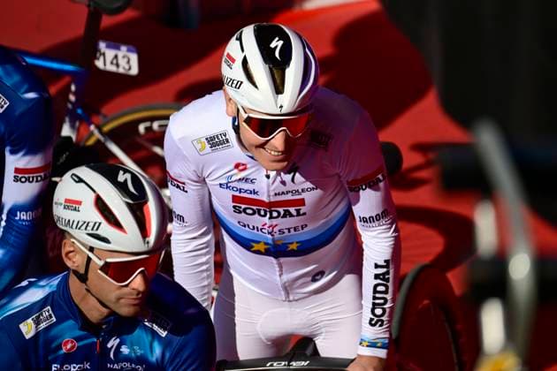 Dwars door Vlaanderen 2025 - Men Elite WAREGEM, BELGIUM - APRIL 02 : Merlier Tim (BEL) of Soudal - Quick Step pictured during the 79th edition of the UCI World Tour Dwars door Vlaanderen Men Elite cycling race with start in Roeselare and finish in Waregem after 184,2 km on April 2, 2025 in Waregem, Belgium, 02 04 2025 ( motor drive Kenny Verfaillie - Waregem Belgium  Copyright: xPeterxDexVoechtx