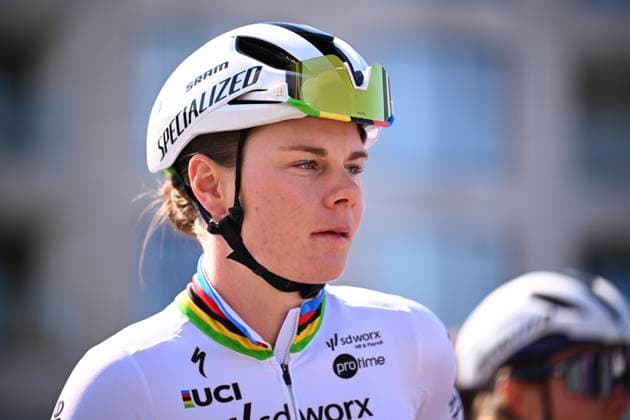 Dwars door Vlaanderen 2025 - Women Elite WAREGEM, BELGIUM - APRIL 02 : Kopecky Lotte (BEL) of Team SD Worx - Protime during the Women Elite UCI 1.Pro Flanders Classics Dwars door Vlaanderen Women cycling race with start in Waregem and finish in Waregem (128,5 km) on April 02, 2025 in Waregem, Belgium, 02 04 2025 ( Motordriver Tom Van De Maele & Waregem Belgium  Copyright: xTomasxSiskx