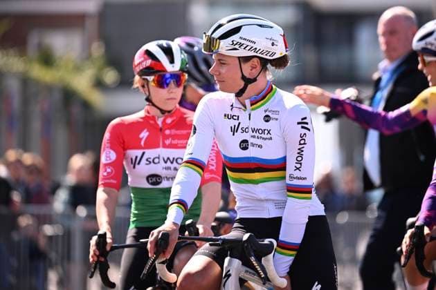 Dwars door Vlaanderen 2025 - Women Elite WAREGEM, BELGIUM - APRIL 02 : Kopecky Lotte (BEL) of Team SD Worx - Protime during the Women Elite UCI 1.Pro Flanders Classics Dwars door Vlaanderen Women cycling race with start in Waregem and finish in Waregem (128,5 km) on April 02, 2025 in Waregem, Belgium, 02 04 2025 ( Motordriver Tom Van De Maele & Waregem Belgium  Copyright: xTomasxSiskx