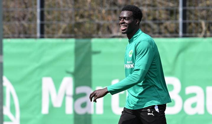 02 04 2025 Soccer 2 Bundesliga Season 2024 2025 SpVgg Greuther Fürth Fuerth Kleeblatt Training xwoxzix Joshua Quarshie 15, SpVgg Greuther Fürth