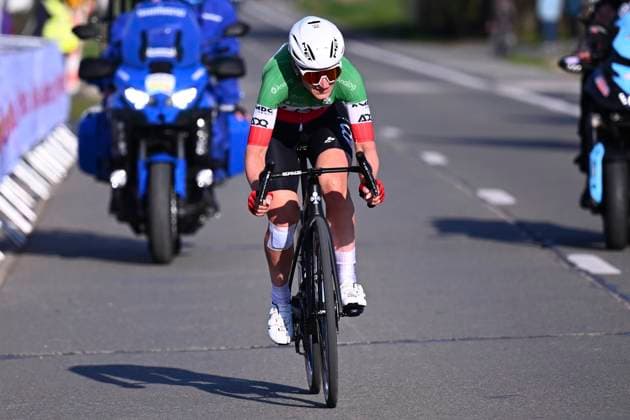 Dwars door Vlaanderen 2025 - Women Elite WAREGEM, BELGIUM - APRIL 02 : Longo Borghini Elisa (ITA) of UAE Team ADQ during the Women Elite UCI 1.Pro Flanders Classics Dwars door Vlaanderen Women cycling race with start in Waregem and finish in Waregem (128,5 km) on April 02, 2025 in Waregem, Belgium, 02 04 2025 ( Motordriver Tom Van De Maele & Waregem Belgium  Copyright: xTomasxSiskx