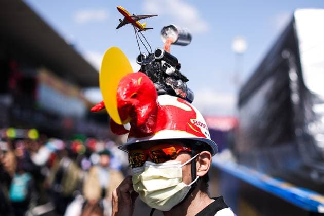 F1 - JAPANESE GRAND PRIX 2025 Japanese fan of Racing Bulls F1 Team during the Formula 1 Lenovo Japanese Grand Prix 2025, 3rd round of the 2025 FIA Formula One World Championship, WM, Weltmeisterschaft from April 4 to 6, 2025 on the Suzuka Circuit, in Suzuka, Japan - SuzukaJapan  Copyright: xEricxAlonsox