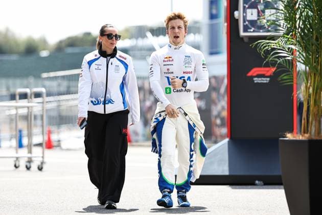 F1 Grand Prix Of Japan - Previews Liam Lawson of New Zealand and the Visa Cash App RB Formula One Team walks in the paddock during previews ahead of the F1 Grand Prix of Japan at Suzuka Circuit in Suzuka, Japan, on April 3, 2025. Suzuka Mie Japan  Copyright: xPaddockerx originalFilename:paddocker-f1grandp250403_npI3Z.jpg