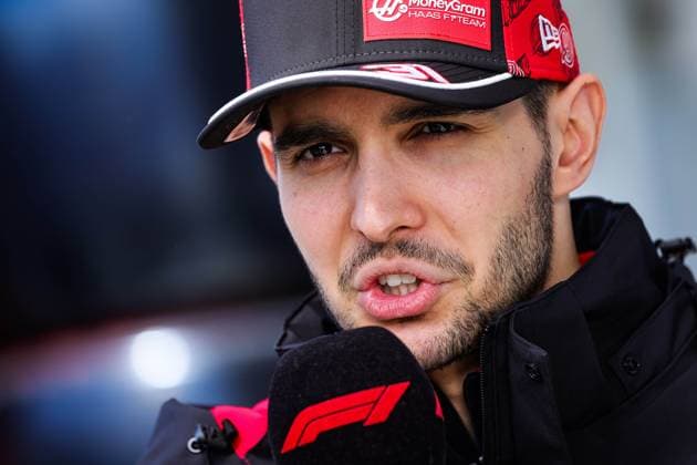 F1 - JAPANESE GRAND PRIX 2025 OCON Esteban (fra), Haas F1 Team VF-25, portrait during the Formula 1 Lenovo Japanese Grand Prix 2025, 3rd round of the 2025 FIA Formula One World Championship, WM, Weltmeisterschaft from April 4 to 6, 2025 on the Suzuka Circuit, in Suzuka, Japan - SuzukaJapan  Copyright: xFLORENTxGOODENx